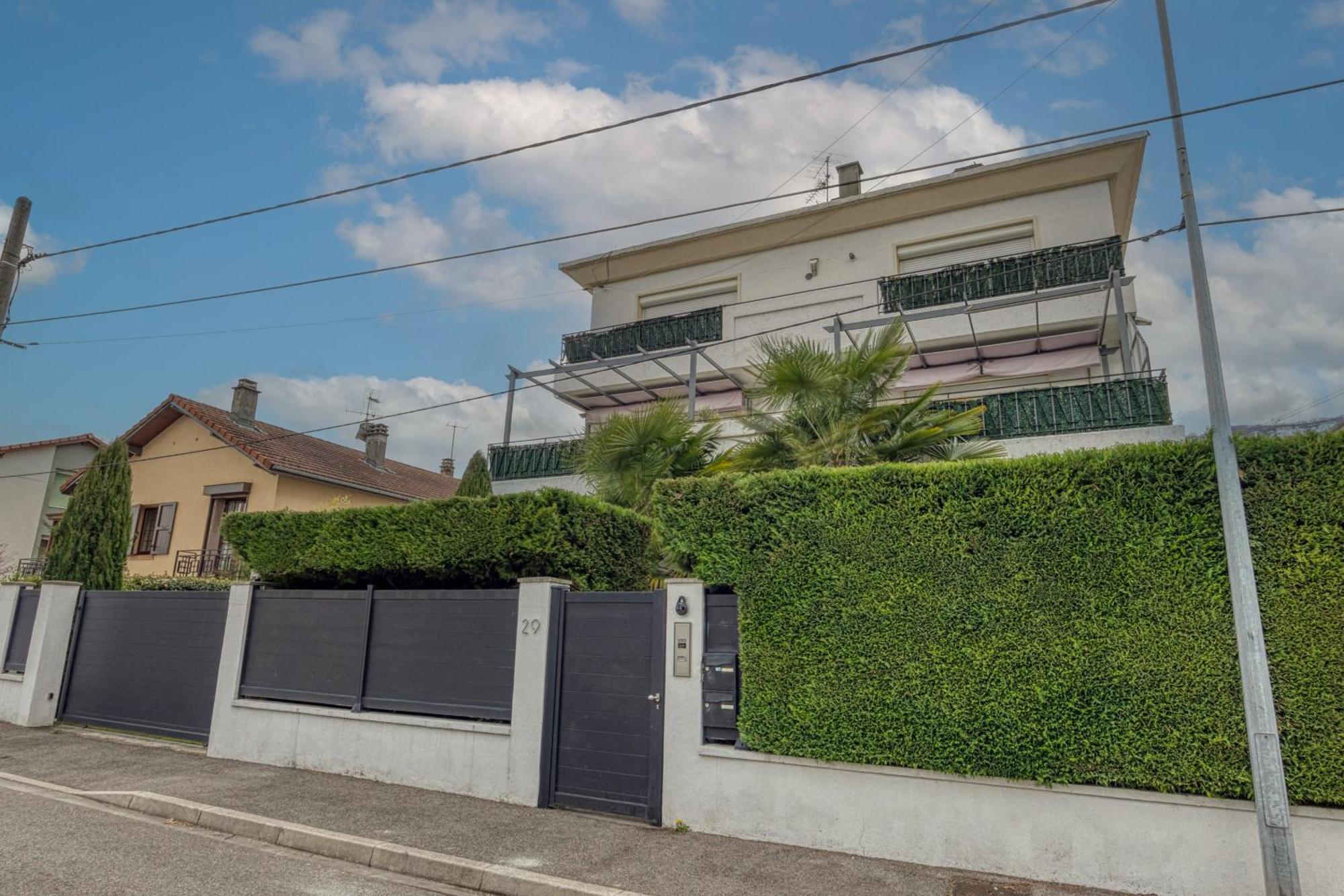 La Villa - Piscine / Karaoke / Jeux Fontaine  Buitenkant foto